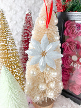 Load image into Gallery viewer, Christmas Tree Ornaments - Small Star
