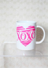Load image into Gallery viewer, XOXO Love Mugs
